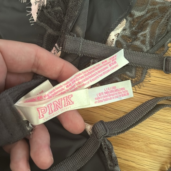 Bundle of Victoria’s Secret Lace Bralettes - Picture 15 of 16